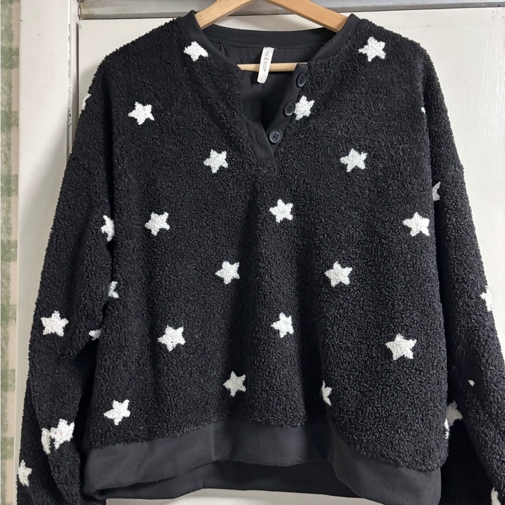 Cozy Black Star Sweater